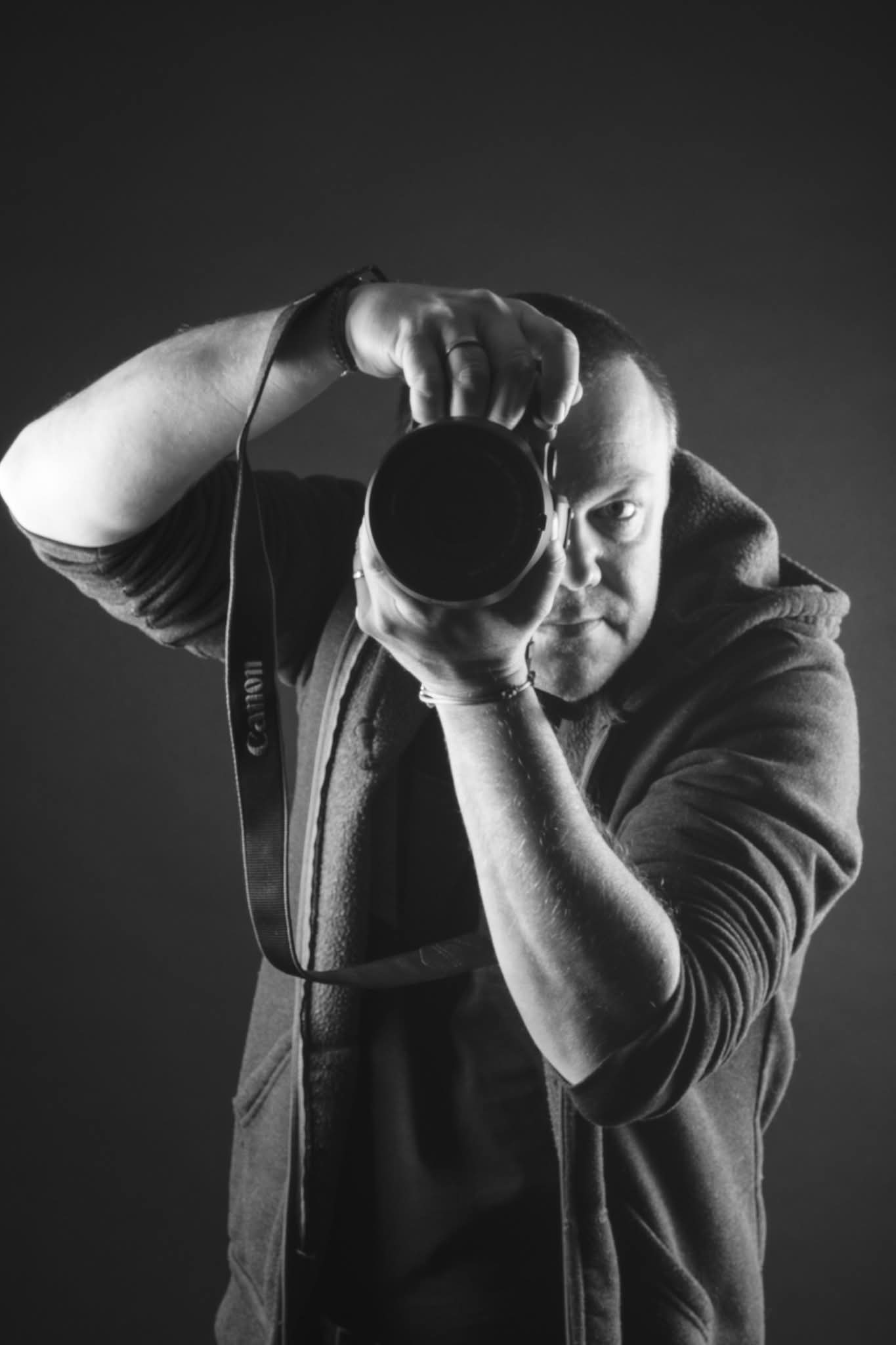 Photographe Roanne - portrait Roanne - photographe studio Roanne - Portrait famille Roanne - Shooting photo Roanne - Photos naissance Roanne - photographe grossesse Roanne - Shooting photo Roanne - Photos mariage Roanne